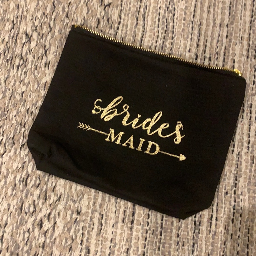 Bridesmaid pouch
